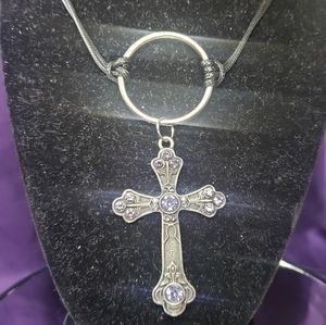 Cross Choker